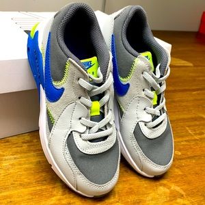 Nike Air Max Kids Sz 13 Easy On No Tying